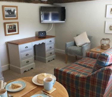 Ticehurst Casa | The Byre at Heartwood