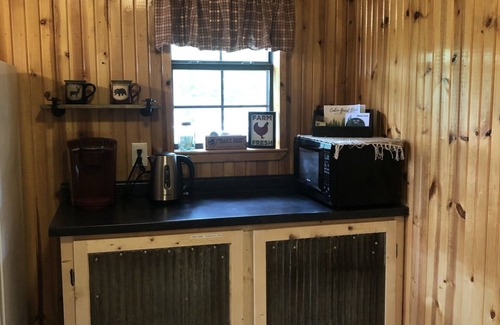 Harrison Cabina | The Cabin at Tall Pine Grove