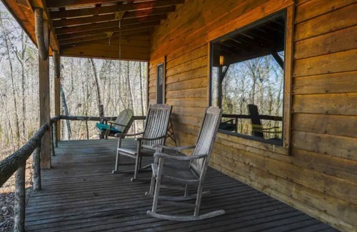 Lincoln Cabina | The Cabin on Teel Mountain