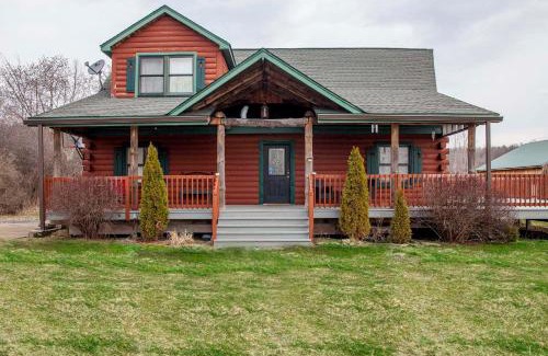 Hammondsport Casa | The Cabin