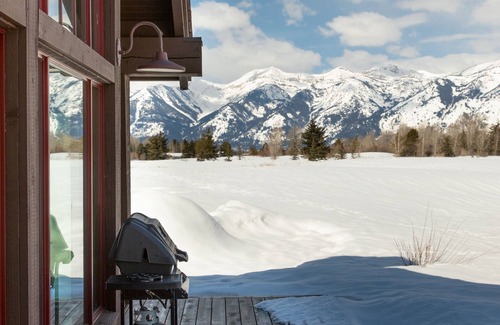 Jackson Hole Casa | The Cabins at Jackson Hole Golf and Tennis DOG FRIENDLY w fee...