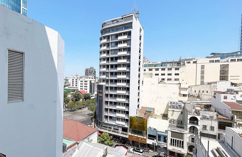Nguyen Hue Walking Street Apartamento | The Cafe Apartment Building
