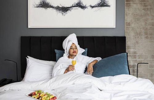 Greater Johannesburg Metropolitan Area Hotel | The Capital Melrose