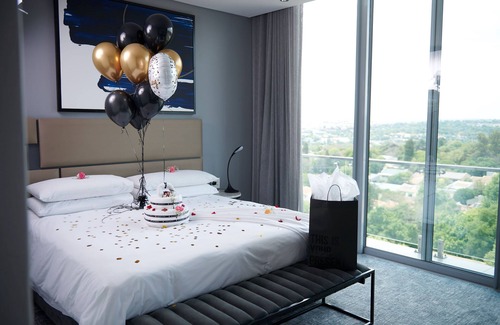 Greater Johannesburg Metropolitan Area Hotel | The Capital Melrose