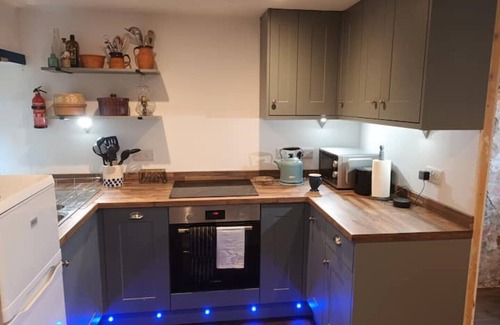 Thurso Cabaña | The Captains - Nautical themed traditional crofters cottage