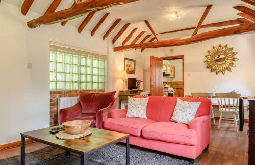 Saxmundham Casa | The Cartshed at Farnham Barn