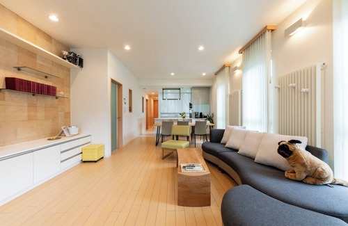 Minami Casa | THE CASA AZUCENA