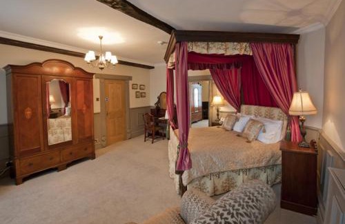 Llandovery Hotel | The Castle Hotel