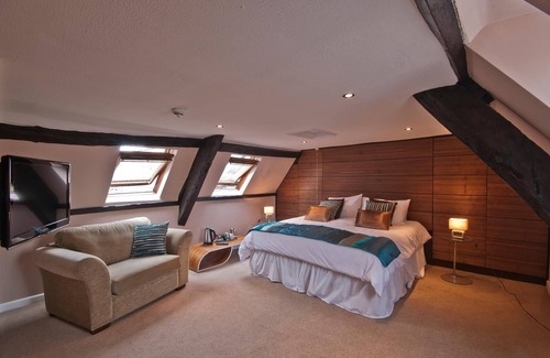 Llandovery Hotel | The Castle Hotel