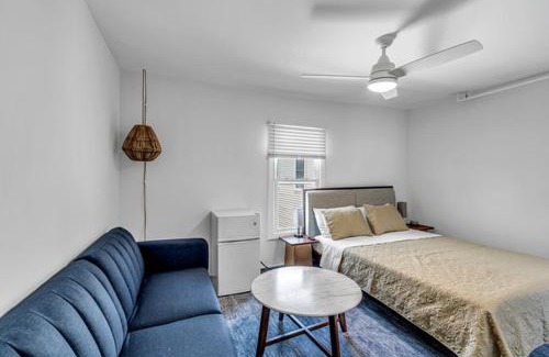 Ocean Grove Hotel | The Central Ave House