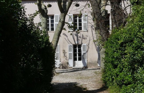 Sollies Pont Casa | The charm of a Provencal country house