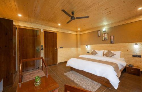 Fagu Hotel | The Charvi Retreat Kufri I Vacations I Conference I MICE I Family Events I Open Air Terrace I Sky Bonfire I Wooden Rooms With Pvt Balconies I Kufri by Exotic Stays