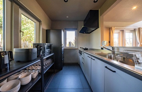 Yoichi Casa | THE CHATEAU