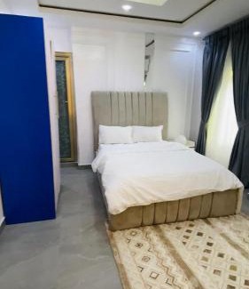 Oshodi-Isolo Apartamento | The ChelsApartment