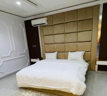 Oshodi-Isolo Apartamento | The ChelsApartment