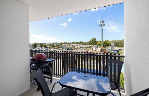 Sandstone Point Apartamento | The Chic Marina Escape