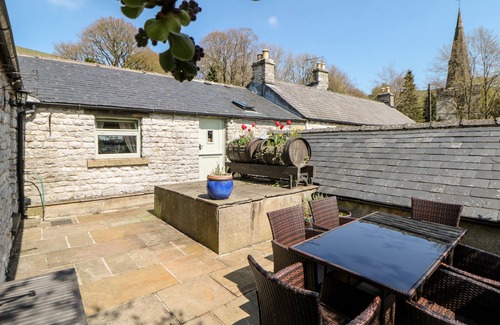 Blackwell in the Peak Cabaña | The Church Inn Cottage