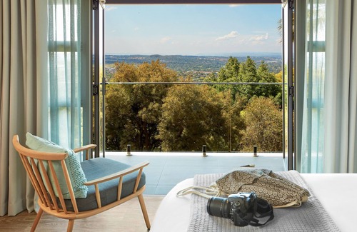 Northcliff Casa | The Cliffside Boutique Getaway