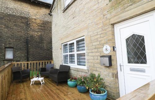 Thornton Casa | The Coach House