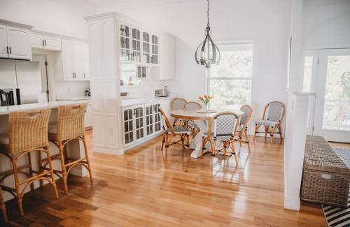 Harold Casa | The Coastal Retreat - Blackwater Bay