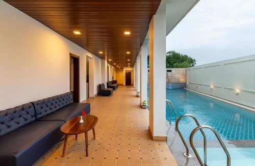 Shavri Colony Hotel | The Colonial - A Lake View Hotel in Udaipur