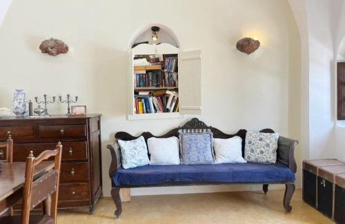 Emporio Casa | The Commander's House