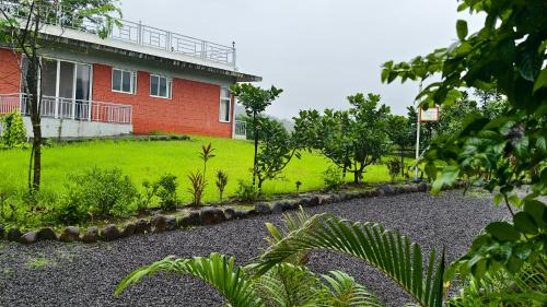 Pali Complejo | The Confluence - Centre of Yoga Science and Sustainability