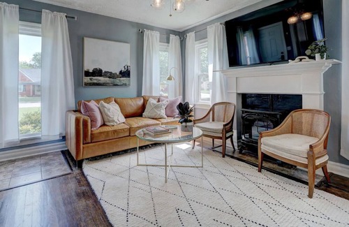 Norman Cabaña | The Corner Cottage