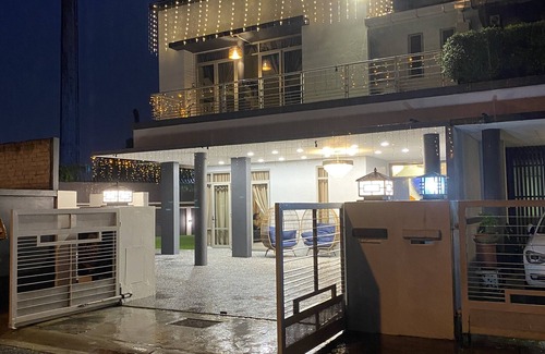 Kuala Lumpur Villa | The Corner House Mont Kiara