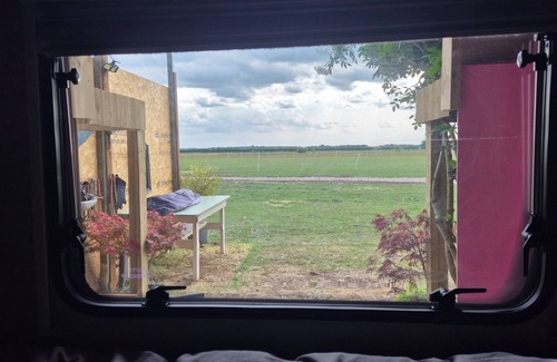 Cambridge Casa | The Cosy Hide - a romantic, rural retreat