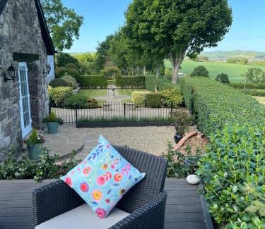 Belfast Casa | The Cottage at Ashbrook - Charming Country Cottage near Belfast