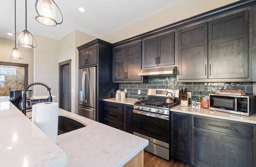 Sugarcreek Cabaña | The Cottage at Heritage Hill