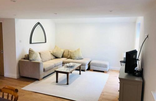 Halstead Casa | The Cottage