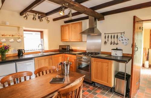 Cauldon Low Cabaña | The Cottage