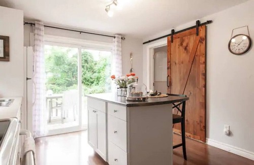 Waterloo Casa | The Cottage - Secluded Gem in the City