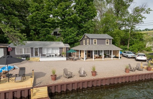 Town of Milo Cabaña | Las cabañas en Keuka ~ South Cottage