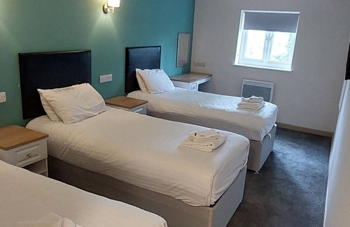 Bournville Hotel | The Cotteridge Inn