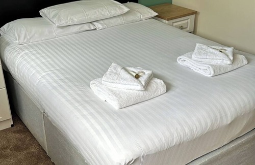 Bournville Hotel | The Cotteridge Inn