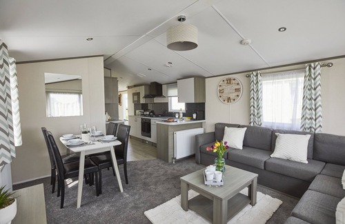 Cayton Bay Cabina | The Cove