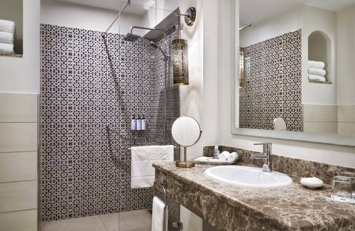 Ras Al Khaimah Hotel | The Cove Rotana Resort