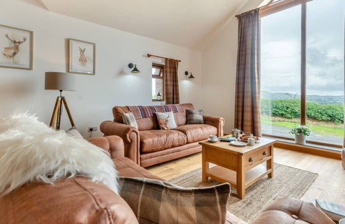 Llangadog Casa | The Cow Shed - Green Grove