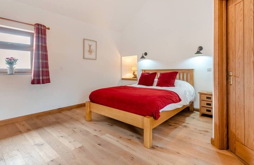 Llangadog Casa | The Cow Shed - Green Grove