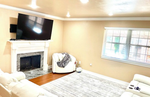 Tall Timbers - Brechtel Casa | The Cozy Getaway in New Orleans!