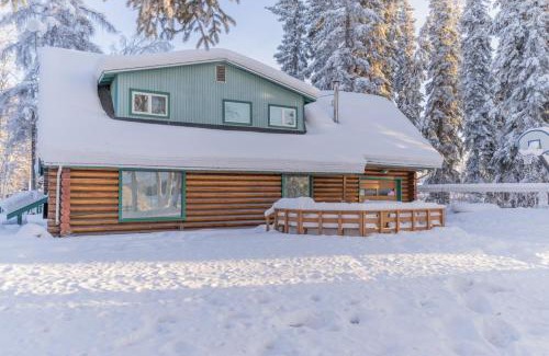 Fairbanks Casa | The Cozy Harriet Log Home