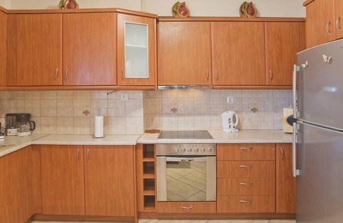 Moschato-Tavros Apartamento | The Cozy Penthouse Spacious Reno Fully Equipt Apt