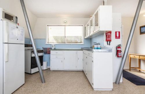 Lancelin Casa | The Cray Pot - Centre of it all
