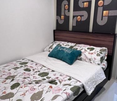 Las Pinas Apartamento | The Crib