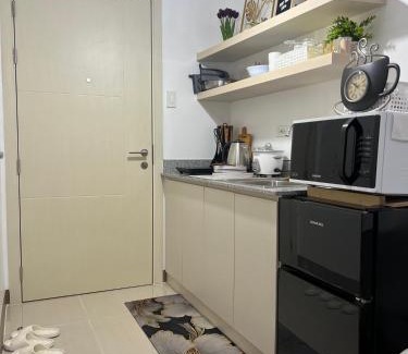 Las Pinas Apartamento | The Crib