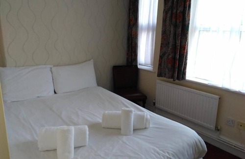 Stoke-on-Trent Hotel | The Crown Hotel
