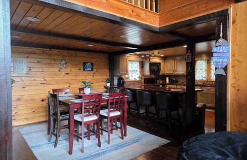 Calhoun County Casa | The Cypress House